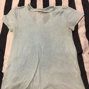hollister choker neck t-shirt